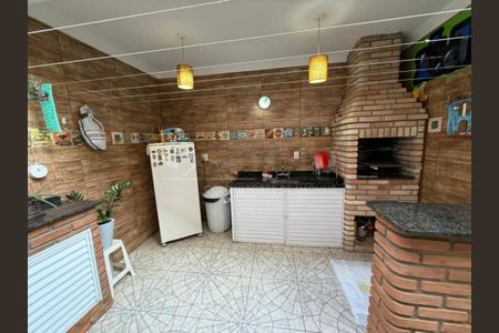 Casa à venda com 3 quartos, 120m² em Vila Isa, São Paulo