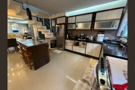 Casa à venda com 120m², 3 quartos e 2 vagas