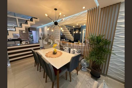 Casa à venda com 120m², 3 quartos e 2 vagas