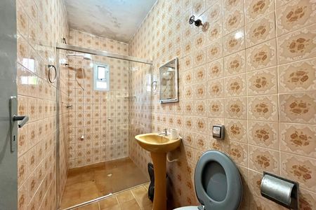 Casa à venda com 110m², 4 quartos e 1 vaga Casa à venda com 110m², 4 quartos e 1 vagaBanheiro Casa 2