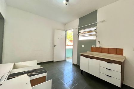 Casa à venda com 110m², 4 quartos e 1 vaga Casa à venda com 110m², 4 quartos e 1 vagaSala Casa 2