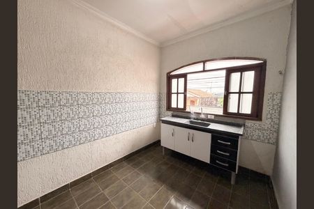 Casa para alugar com 160m², 2 quartos e 1 vagaCozinha