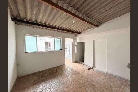 Casa para alugar com 160m², 2 quartos e 1 vagaÁrea de Serviço