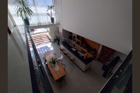 Sala de casa para alugar com 4 quartos, 372m² em Cidade Jardim, Uberlândia