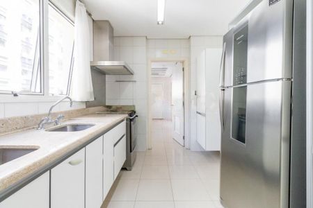 Apartamento à venda com 304m², 4 quartos e 4 vagas