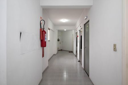 Apartamento à venda com 73m², 2 quartos e 1 vagaHall de entrada