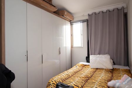 Apartamento à venda com 73m², 2 quartos e 1 vagaQuarto 2