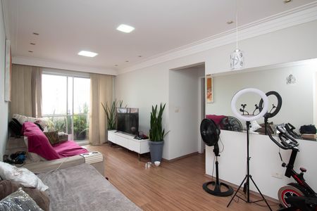 Apartamento à venda com 73m², 2 quartos e 1 vagaSala