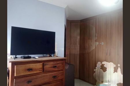 Casa à venda com 121m², 3 quartos e 4 vagas