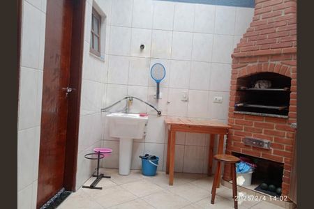 Casa à venda com 121m², 3 quartos e 4 vagas