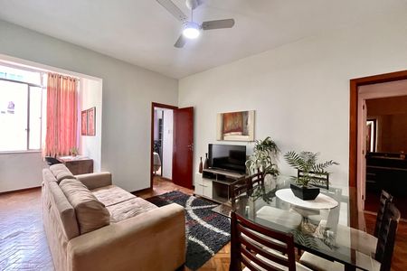 Apartamento à venda com 79m², 2 quartos e 1 vaga