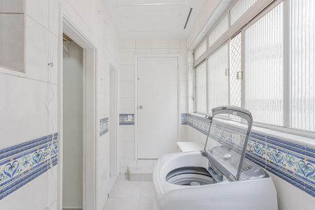 Apartamento para alugar com 105m², 2 quartos e 1 vagaÁrea de Serviço
