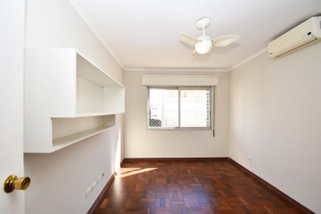 Quarto 1 de apartamento para alugar com 2 quartos, 105m² em Jardim Paulista, São Paulo