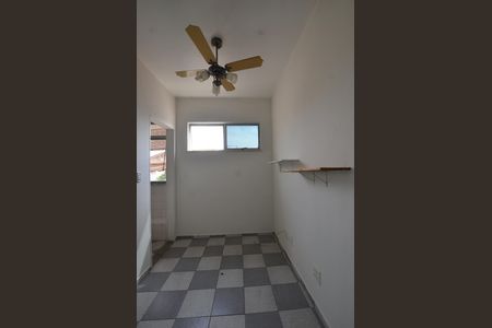 Apartamento à venda com 108m², 2 quartos e 1 vagaQuarto reversível de serviço