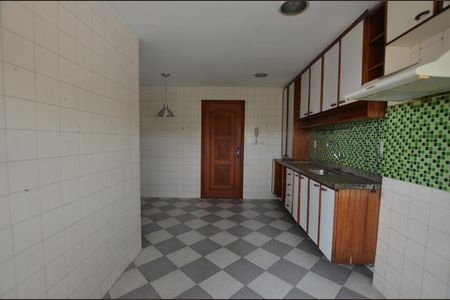 Apartamento à venda com 108m², 2 quartos e 1 vagaCozinha