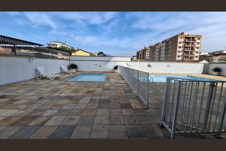 Apartamento à venda com 108m², 2 quartos e 1 vaga Apartamento à venda com 108m², 2 quartos e 1 vagaÁrea comum - Piscina