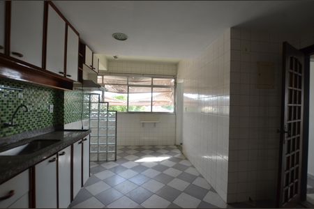 Apartamento à venda com 108m², 2 quartos e 1 vagaCozinha