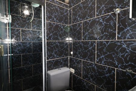 Casa para alugar com 80m², 3 quartos e 1 vaga Casa para alugar com 80m², 3 quartos e 1 vagaBanheiro 1