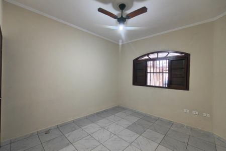 Casa para alugar com 80m², 3 quartos e 2 vagas Casa para alugar com 80m², 3 quartos e 2 vagasQuarto 3