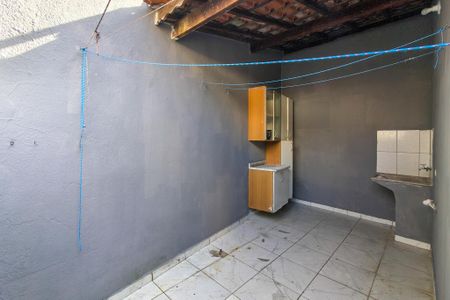 Casa para alugar com 80m², 3 quartos e 2 vagas Casa para alugar com 80m², 3 quartos e 2 vagasQuintal