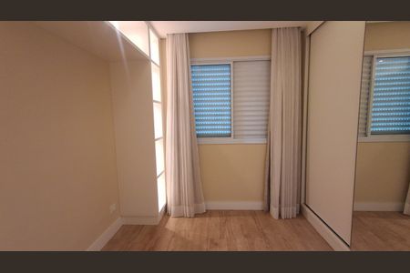 Apartamento à venda com 107m², 3 quartos e 3 vagas Apartamento à venda com 107m², 3 quartos e 3 vagasQuarto 2