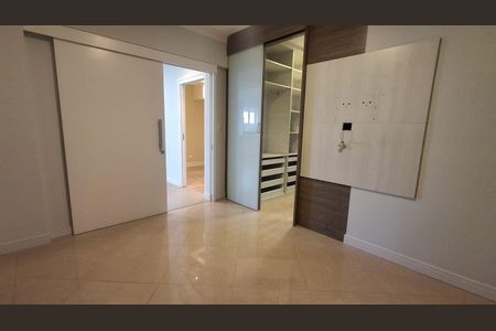 Apartamento à venda com 107m², 3 quartos e 3 vagas Apartamento à venda com 107m², 3 quartos e 3 vagasSuíte