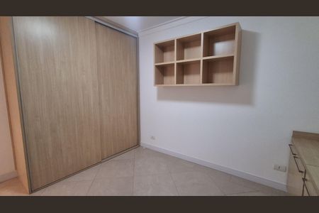 Apartamento à venda com 107m², 3 quartos e 3 vagas Apartamento à venda com 107m², 3 quartos e 3 vagasQuarto 1