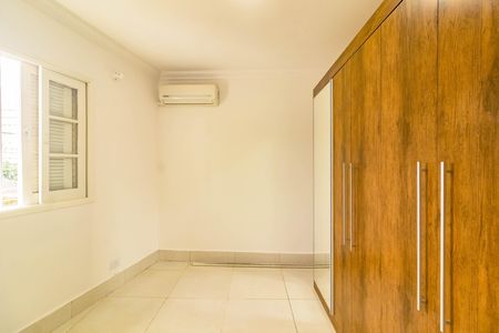 Casa para alugar com 110m², 2 quartos e 2 vagas