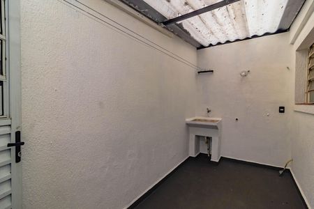 Casa para alugar com 110m², 2 quartos e 2 vagas