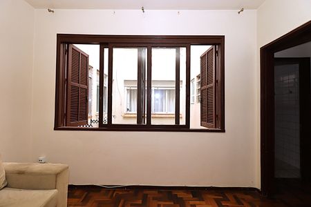 Janela da Sala de apartamento para alugar com 2 quartos, 63m² em São Geraldo, Porto Alegre