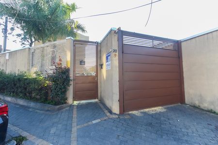 Casa de condomínio à venda com 64m², 2 quartos e 2 vagas Casa de condomínio à venda com 64m², 2 quartos e 2 vagasFachada