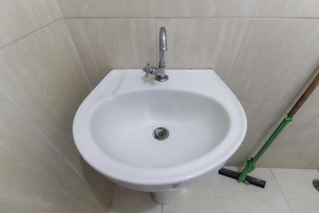 Casa de condomínio à venda com 64m², 2 quartos e 2 vagas Casa de condomínio à venda com 64m², 2 quartos e 2 vagasBanheiro da Suíte 2