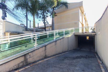 Casa de condomínio à venda com 64m², 2 quartos e 2 vagas Casa de condomínio à venda com 64m², 2 quartos e 2 vagasÁrea Comum