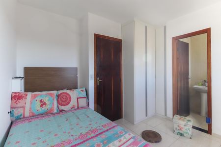 Casa de condomínio à venda com 64m², 2 quartos e 2 vagas Casa de condomínio à venda com 64m², 2 quartos e 2 vagasSuíte 1