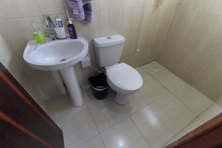 Casa de condomínio à venda com 64m², 2 quartos e 2 vagas Casa de condomínio à venda com 64m², 2 quartos e 2 vagasBanheiro da Suíte 1