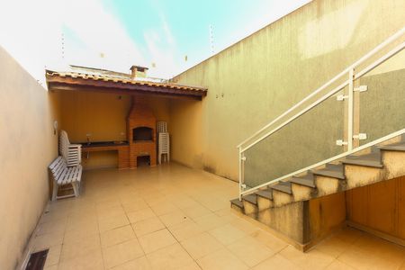 Casa de condomínio à venda com 64m², 2 quartos e 2 vagas Casa de condomínio à venda com 64m², 2 quartos e 2 vagasÁrea Comum