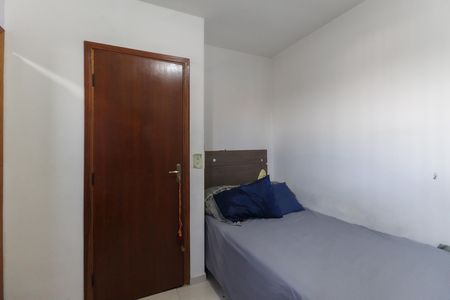 Casa de condomínio à venda com 64m², 2 quartos e 2 vagas Casa de condomínio à venda com 64m², 2 quartos e 2 vagasSuíte 2