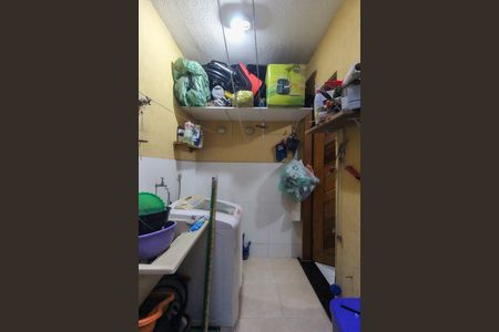 Casa de condomínio à venda com 64m², 2 quartos e 2 vagas Casa de condomínio à venda com 64m², 2 quartos e 2 vagasÁrea de Serviço