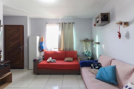 Casa de condomínio à venda com 64m², 2 quartos e 2 vagas Casa de condomínio à venda com 64m², 2 quartos e 2 vagasSala