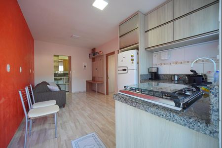 Sala/Cozinha de casa para alugar com 2 quartos, 55m² em São João do Rio Vermelho, Florianópolis