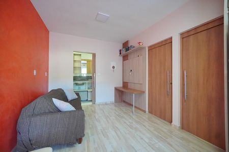 Sala de casa para alugar com 2 quartos, 55m² em São João do Rio Vermelho, Florianópolis