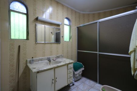Casa à venda com 150m², 3 quartos e 1 vagaBanheiro