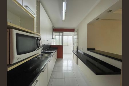 Apartamento para alugar com 87m², 2 quartos e sem vaga
