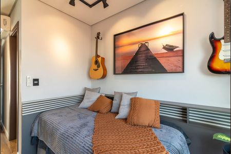 Casa à venda com 560m², 4 quartos e 5 vagas Casa à venda com 560m², 4 quartos e 5 vagasSuíte 2