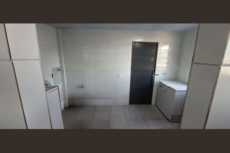 Casa para alugar com 80m², 2 quartos e sem vaga Casa para alugar com 80m², 2 quartos e sem vagaCozinha