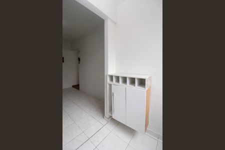 Apartamento para alugar com 68m², 2 quartos e 1 vagaÁrea de Serviço