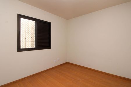 Apartamento para alugar com 68m², 2 quartos e 1 vagaQuarto 2