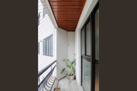 Varanda  de apartamento para alugar com 2 quartos, 68m² em Jardim Henriqueta, Taboão da Serra