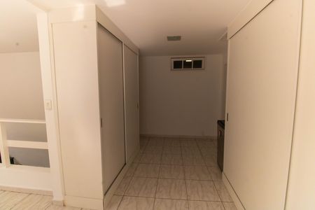 Casa de condomínio para alugar com 454m², 4 quartos e 2 vagas