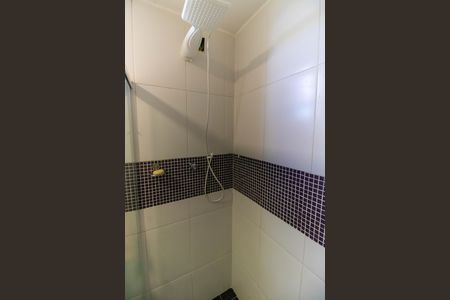Casa de condomínio para alugar com 454m², 4 quartos e 2 vagas Casa de condomínio para alugar com 454m², 4 quartos e 2 vagasBanheiro da Suíte 1